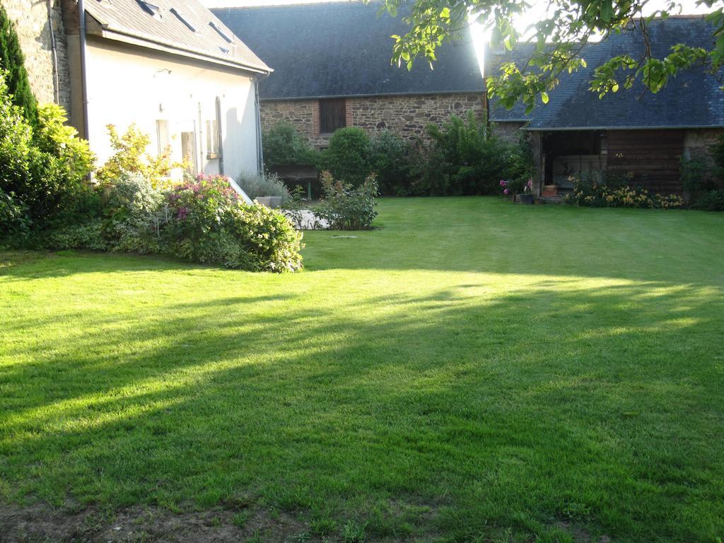 Chambres D'Hotes La Pinderie Val-Couesnon Exterior photo